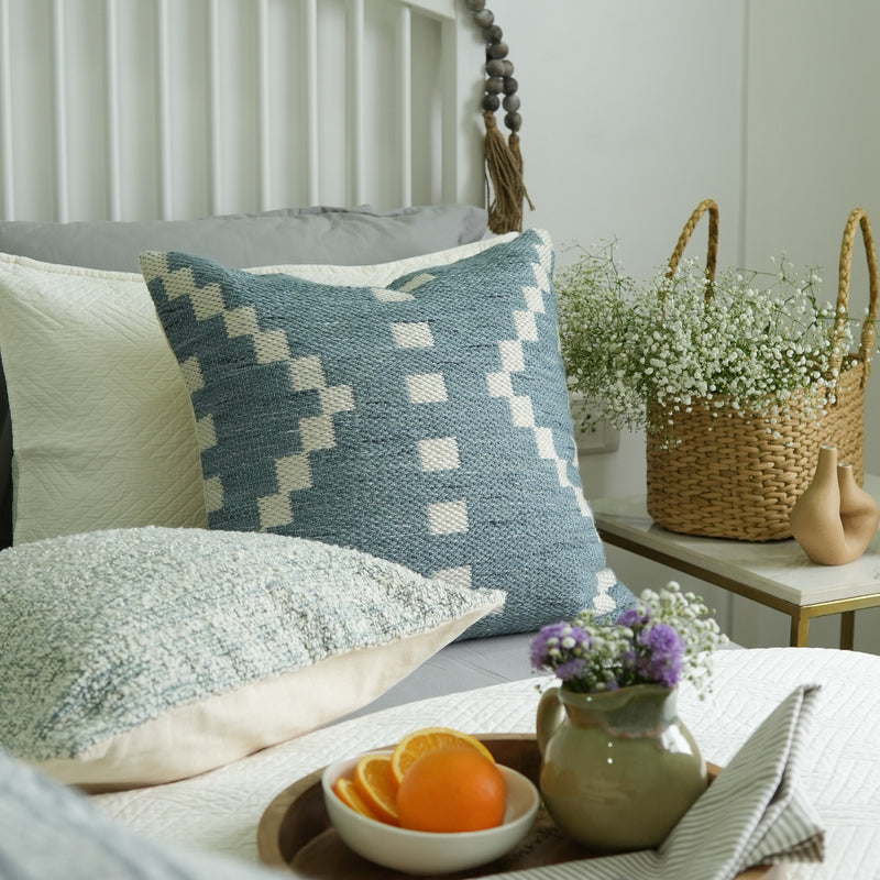 AYLIN ACCENT PILLOW